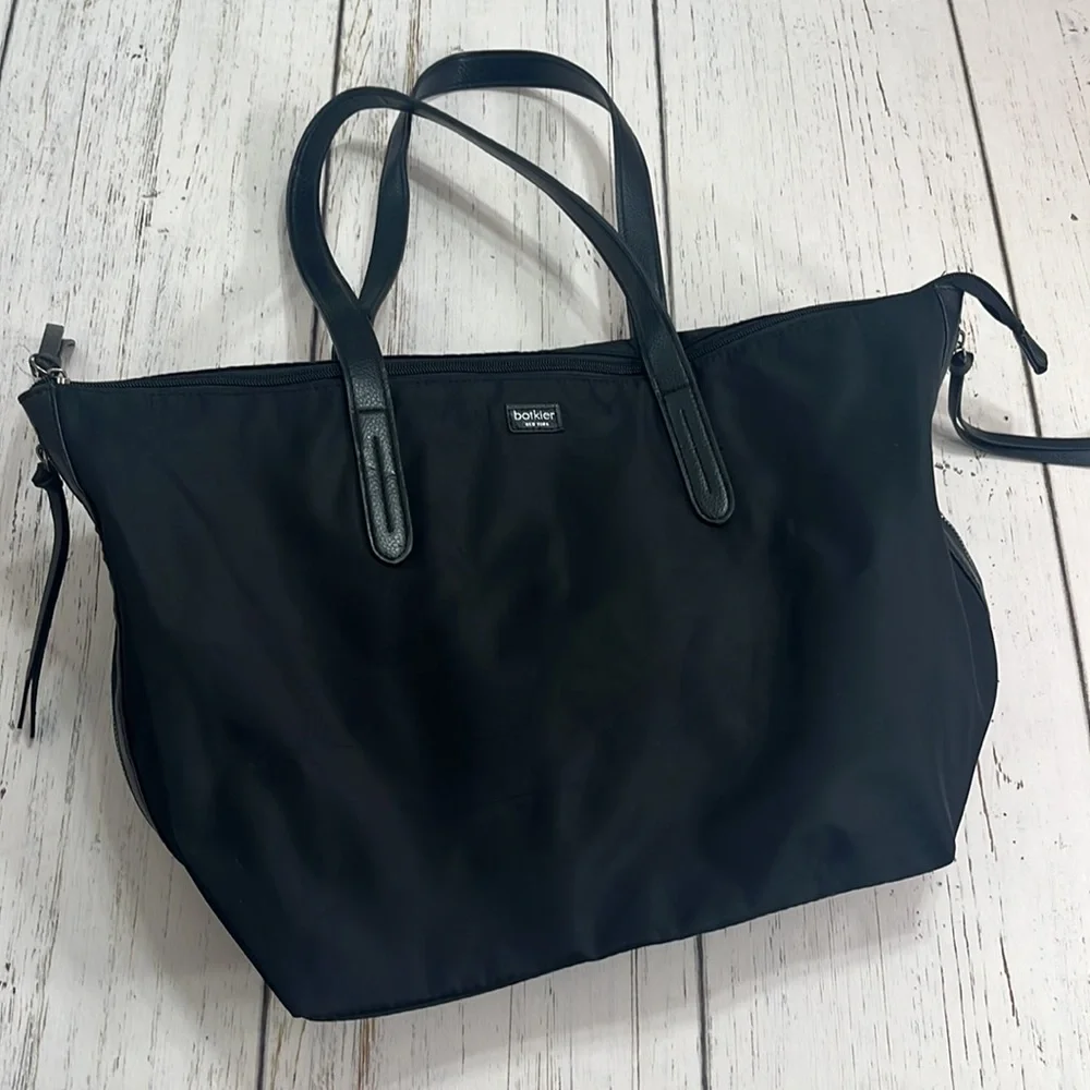 Botkier bond black tote bag zipper top vinyl outer - Picture 1 of 13